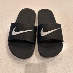 Nike Kids' Kawa Sport Slides: Size 6Y